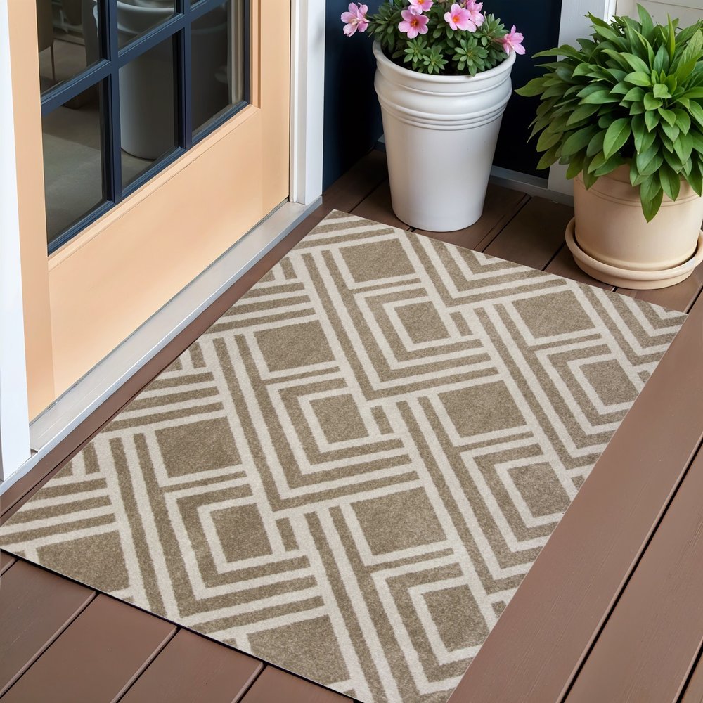 8' X 11' Beige Geometric Indoor Outdoor Area Rug