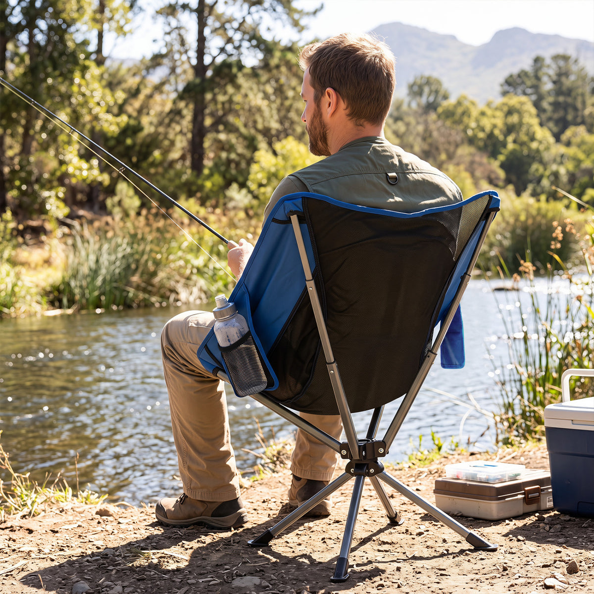 360Â° Swivel Camping Chair with Cup Holder and Side Pocket for Beach Support 300 LBS-Blue