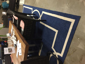 5' X 7' Blue And Ivory Handmade Indoor Outdoor Area Rug