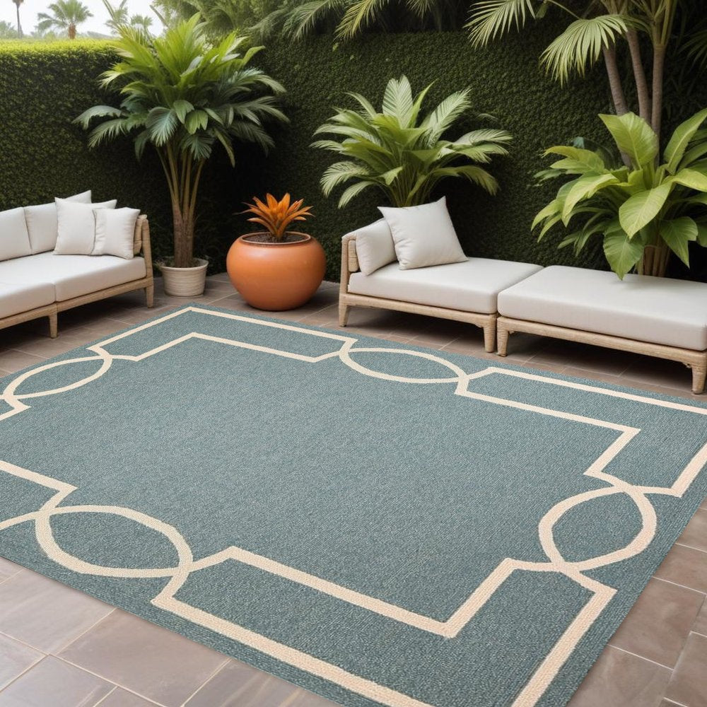 5' X 7' Gray And Ivory Handmade Indoor Outdoor Area Rug