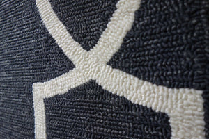 7' Onyx And Ivory Round Geometric Handmade Indoor Outdoor Area Rug