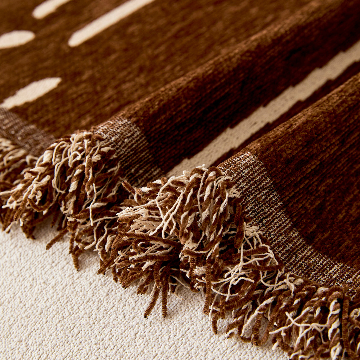 Chenille Jacquard Sofa Throw Cover with Tassel Soft Thick Couch Protector Blanket