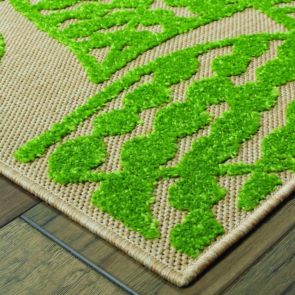8' Green Floral Indoor Outdoor Area Rug
