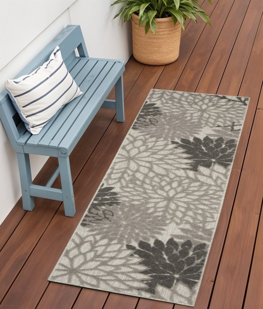 6' Gray Indoor Outdoor Area Rug