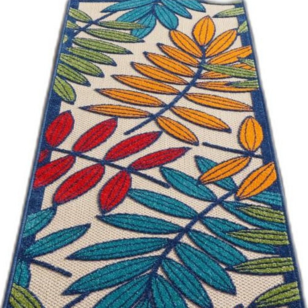 6' X 9' Ivory And Blue Floral Indoor Outdoor Area Rug