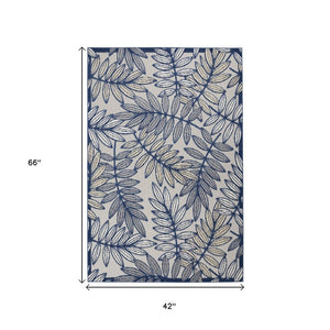 4' X 6' Ivory And Blue Floral Indoor Outdoor Area Rug