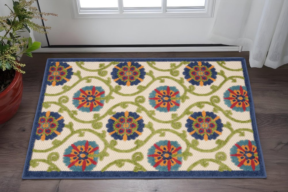 4' X 6' Ivory And Blue Indoor Outdoor Area Rug
