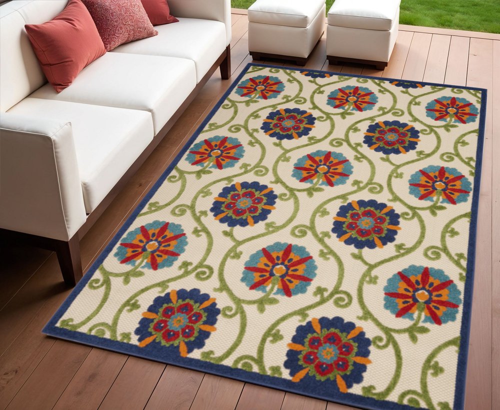 4' X 6' Ivory And Blue Indoor Outdoor Area Rug