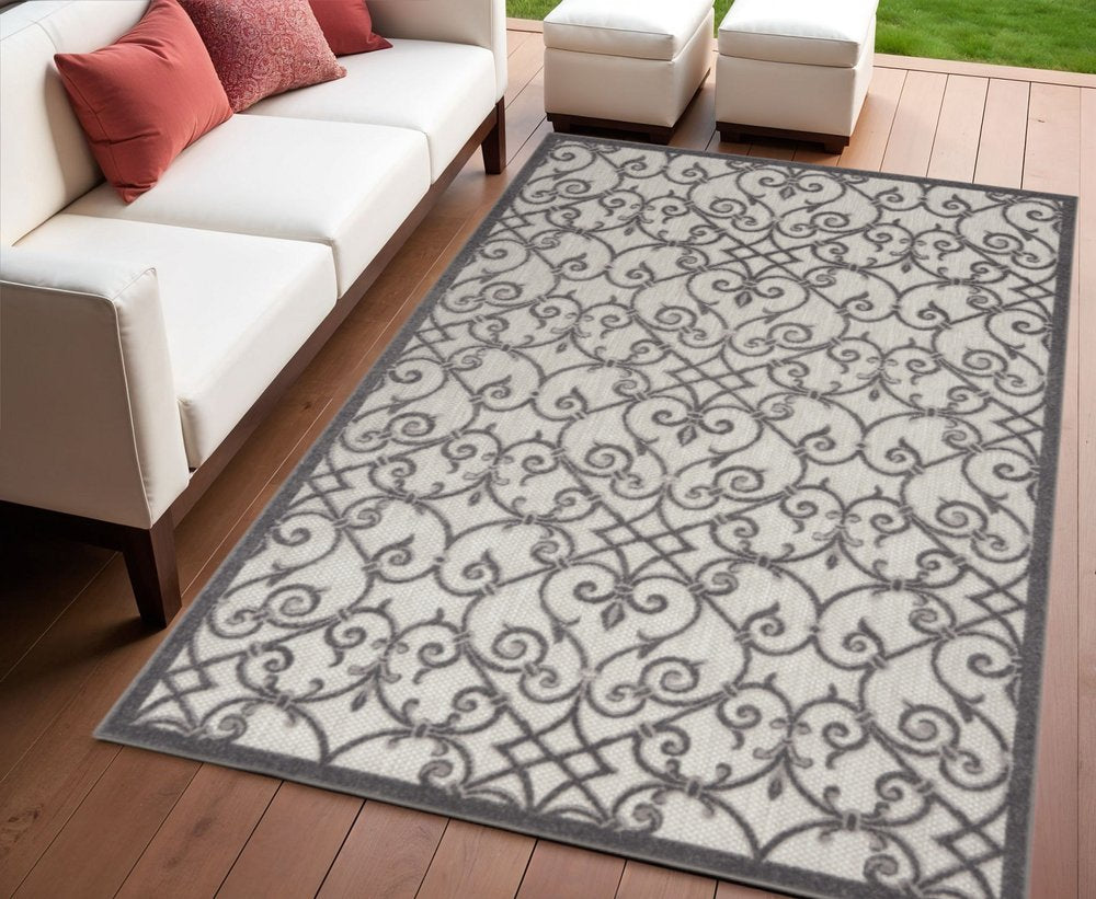 5' X 8' Gray Indoor Outdoor Area Rug