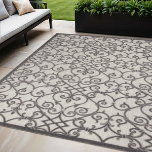 5' X 8' Gray Indoor Outdoor Area Rug
