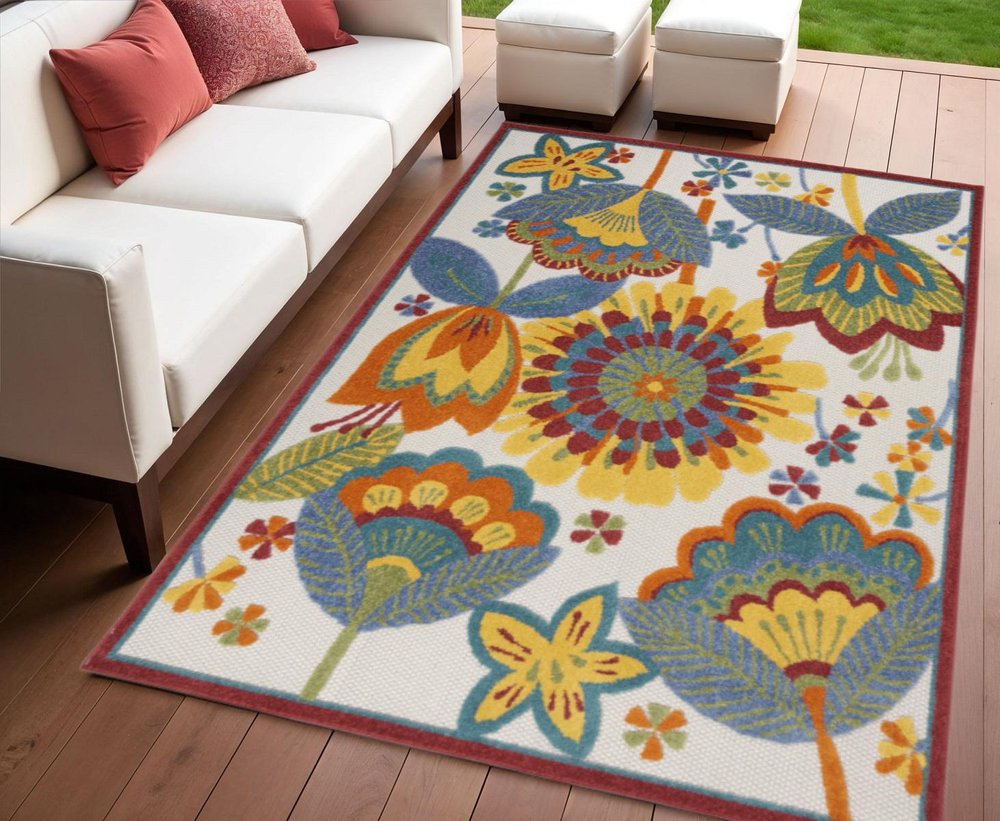 4' X 6' Yellow And Ivory Indoor Outdoor Area Rug