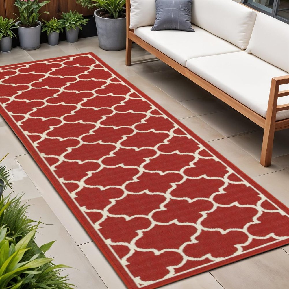 2' X 3' Red And Ivory Indoor Outdoor Area Rug