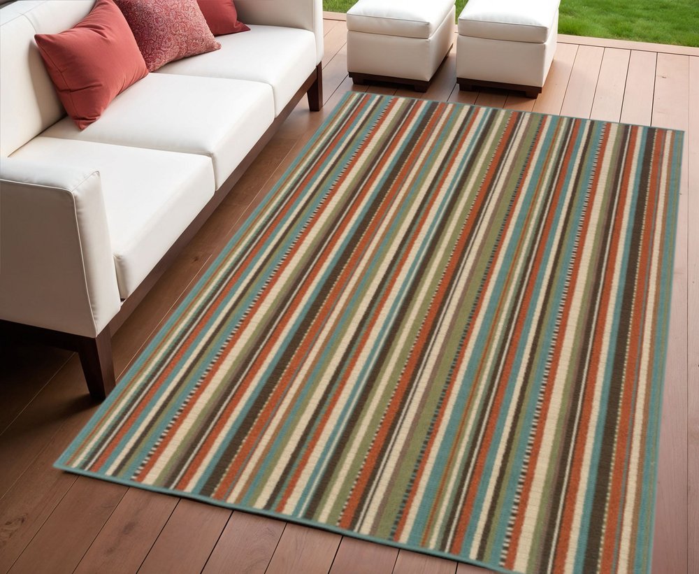 8' Green Indoor Outdoor Runner Rug