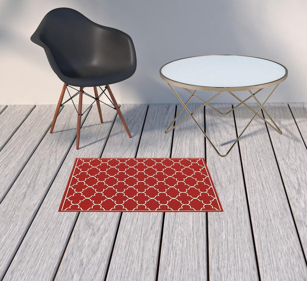4' X 6' Red And Ivory Indoor Outdoor Area Rug