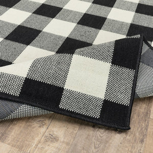 8' Black And Ivory Indoor Outdoor Runner Rug