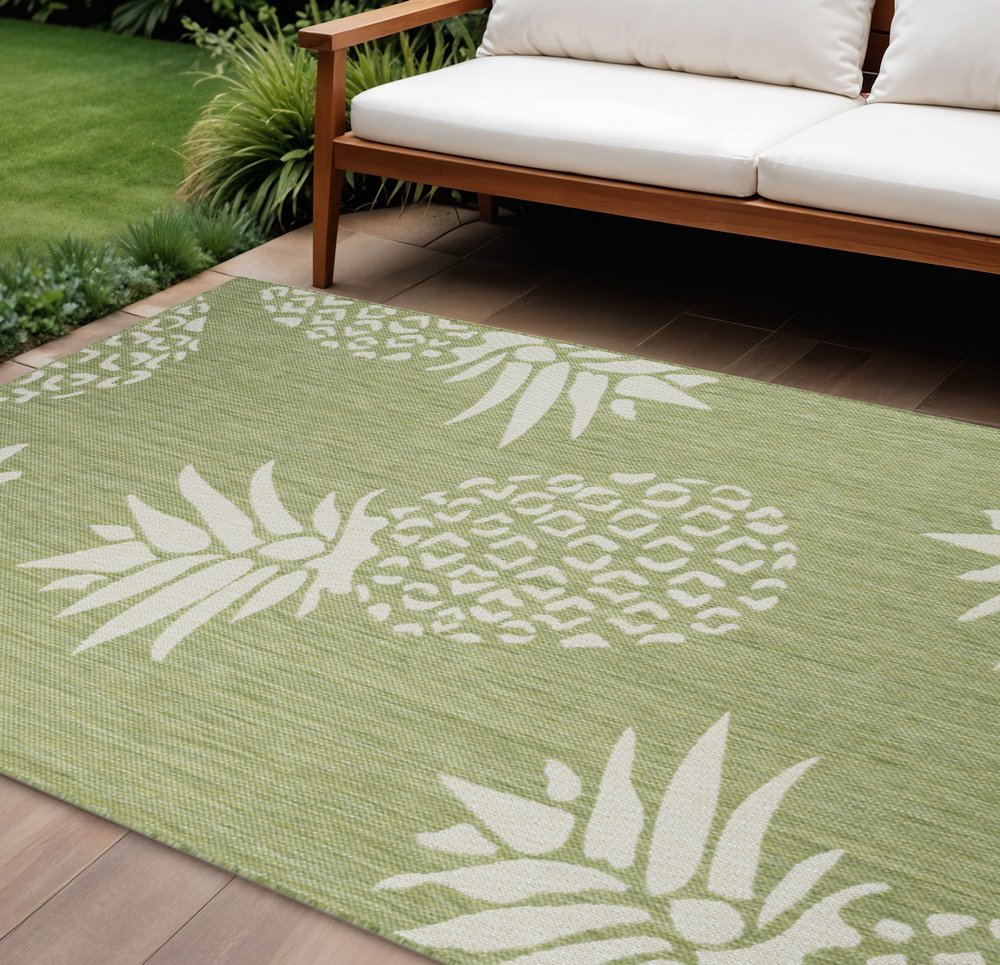 2' X 3' Green Indoor Outdoor Area Rug