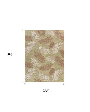 5' X 7' Green And Ivory Indoor Outdoor Area Rug