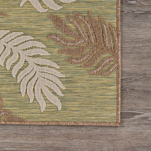 5' X 7' Green And Ivory Indoor Outdoor Area Rug