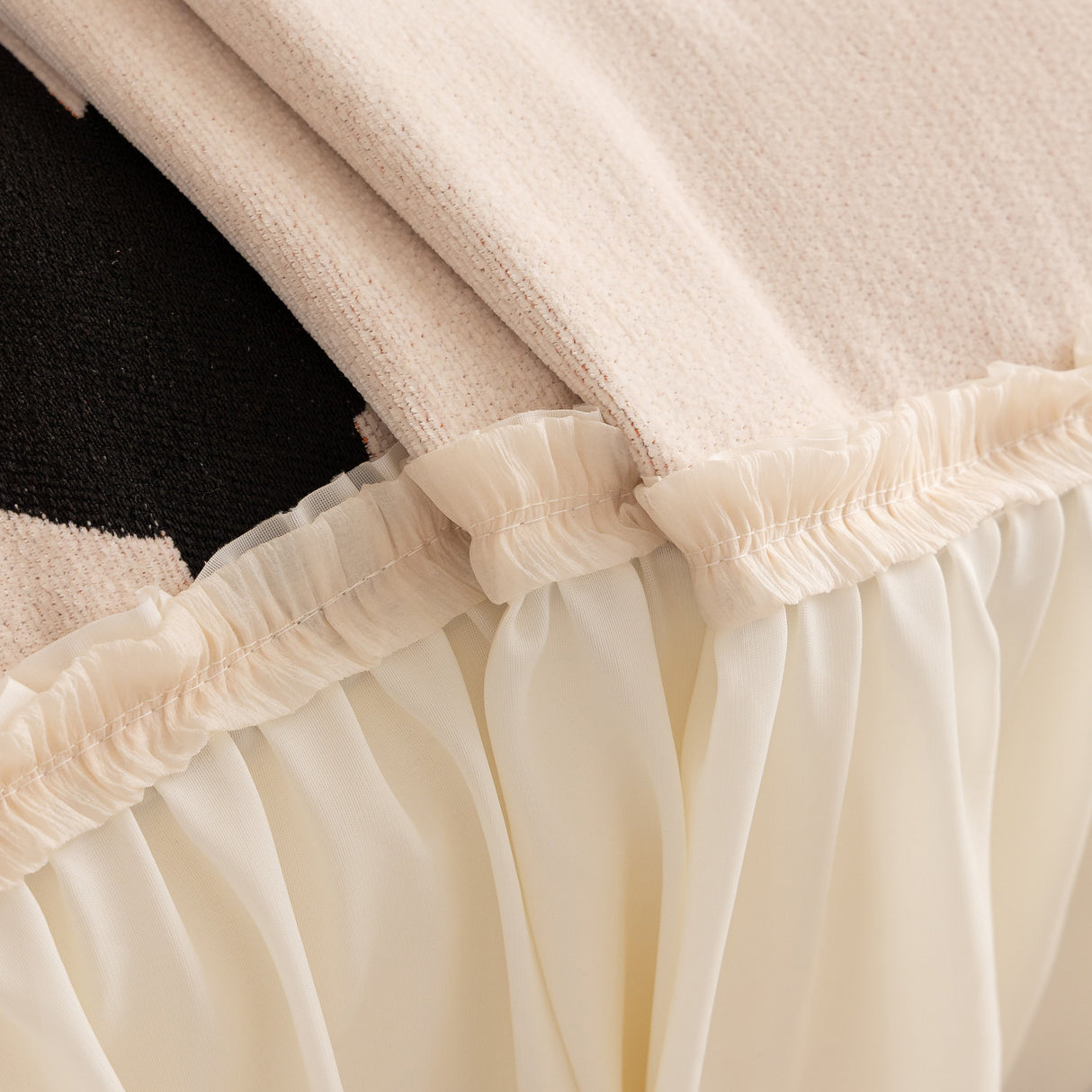 Retro Floral Sofa Cover with Sheer Ruffle Skirt, Decorative Sofa Protector Cover