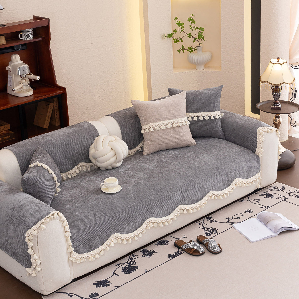 Chenille Sofa Cover Towel – Non-Slip, Washable Pets Couch Protector with Tassels