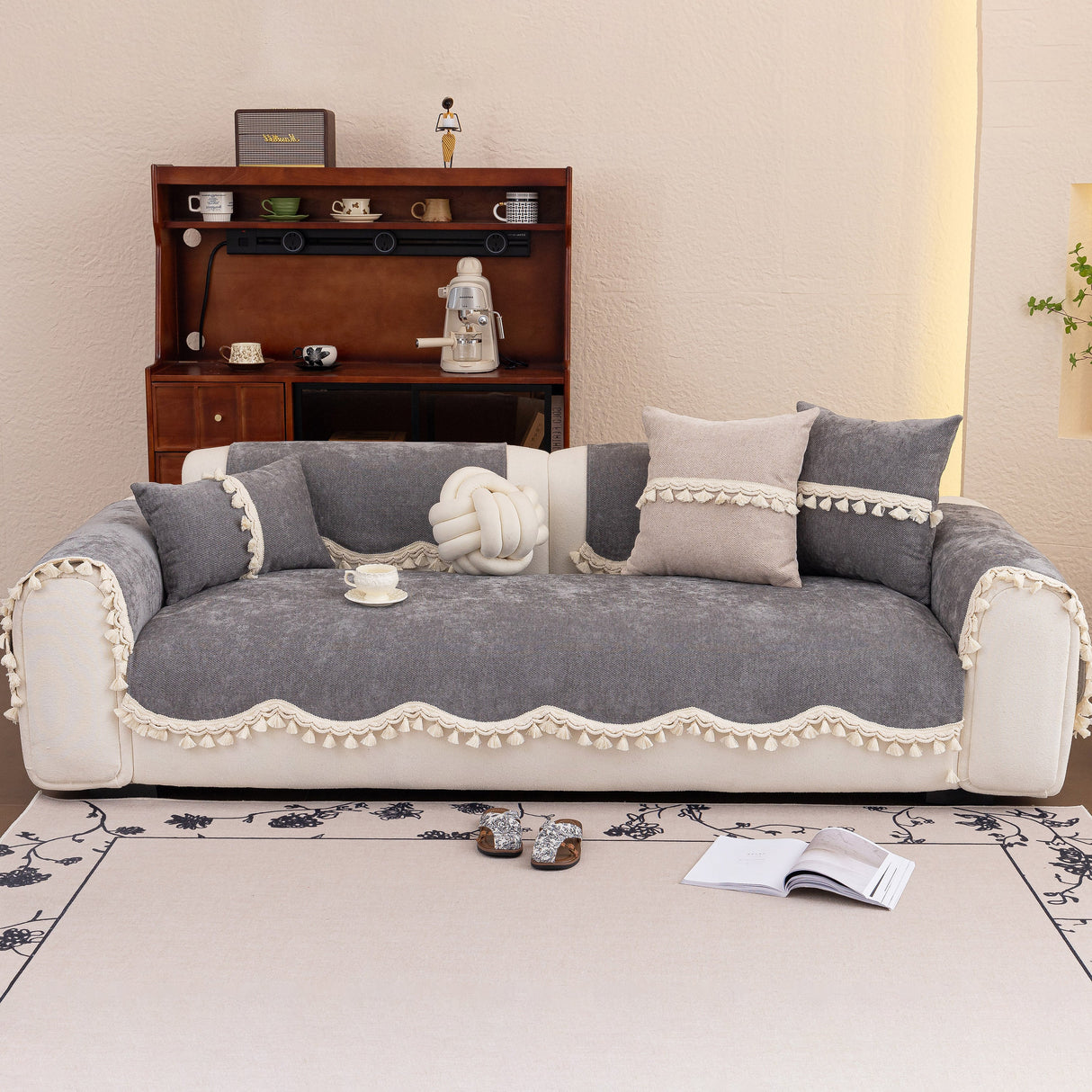 Chenille Sofa Cover Towel – Non-Slip, Washable Pets Couch Protector with Tassels