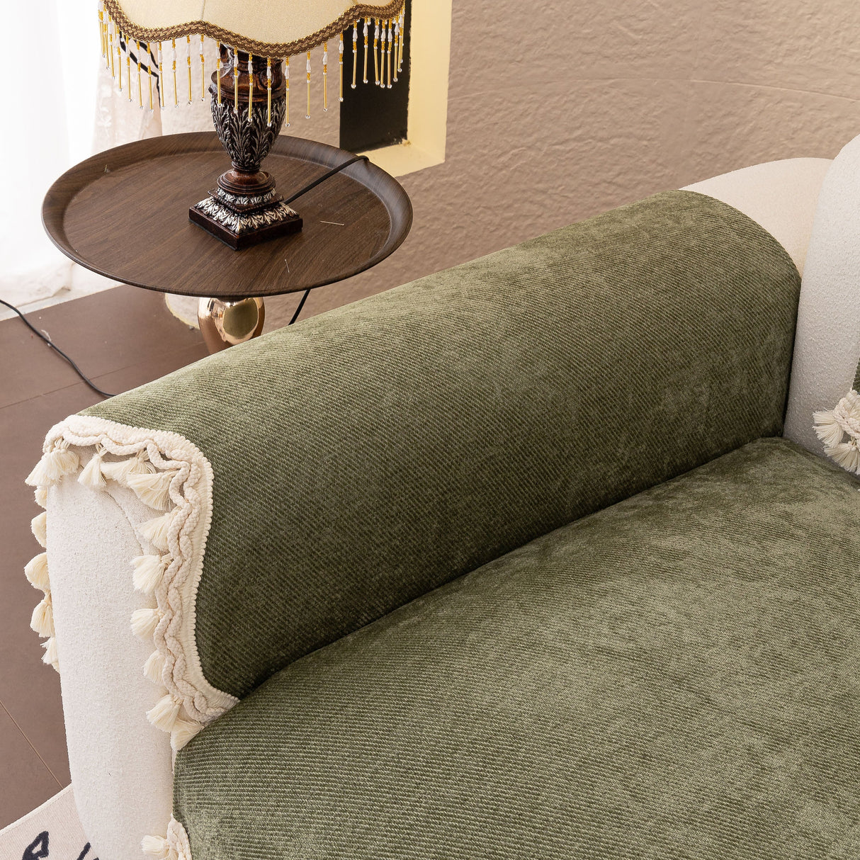 Chenille Sofa Cover Towel – Non-Slip, Washable Pets Couch Protector with Tassels