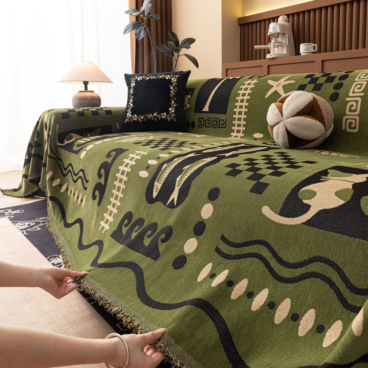 Boho Chic Woven Throw Blanket for Couch, Washable Couch Cover for Pets, Dogs, Cats