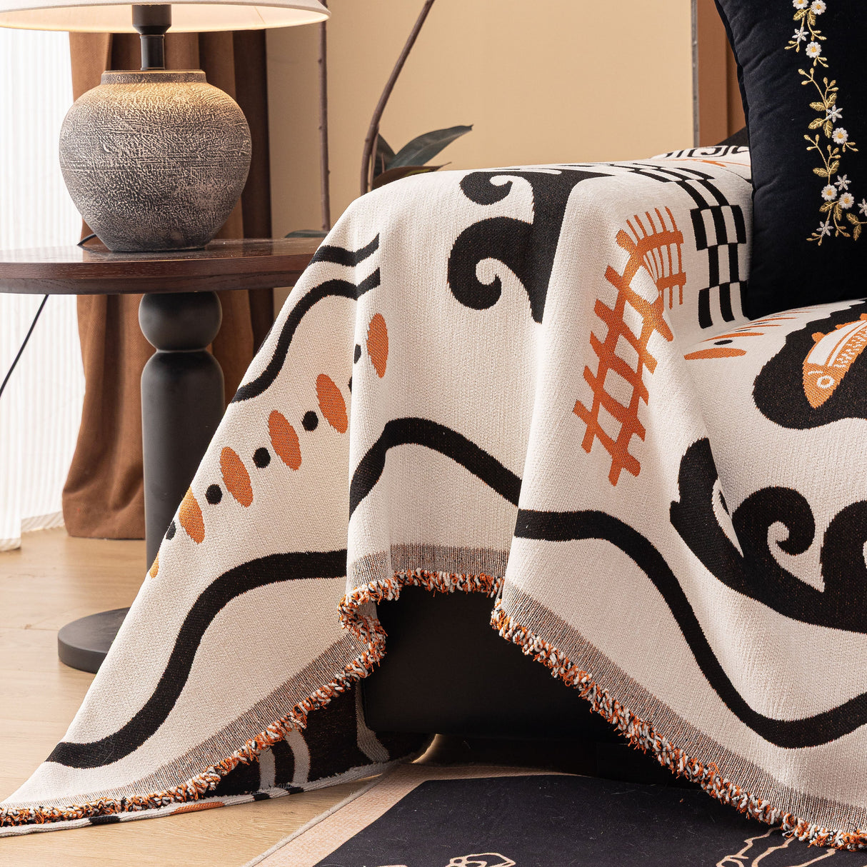 Boho Chic Woven Throw Blanket for Couch, Washable Couch Cover for Pets, Dogs, Cats