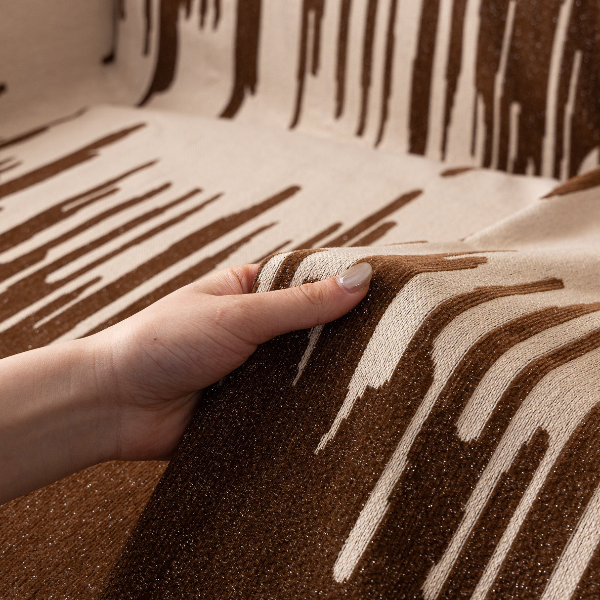 Luxury Throws for Sofas, Versatile Slipcovers & Sofa Covers for Couches and Chairs