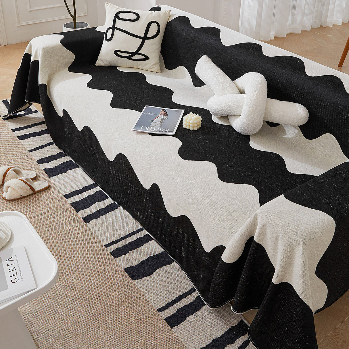 Chenille Minimalist Wavy Sofa Throw Cover, Cozy Blankets for Couch, Machine Washable Couch Protector