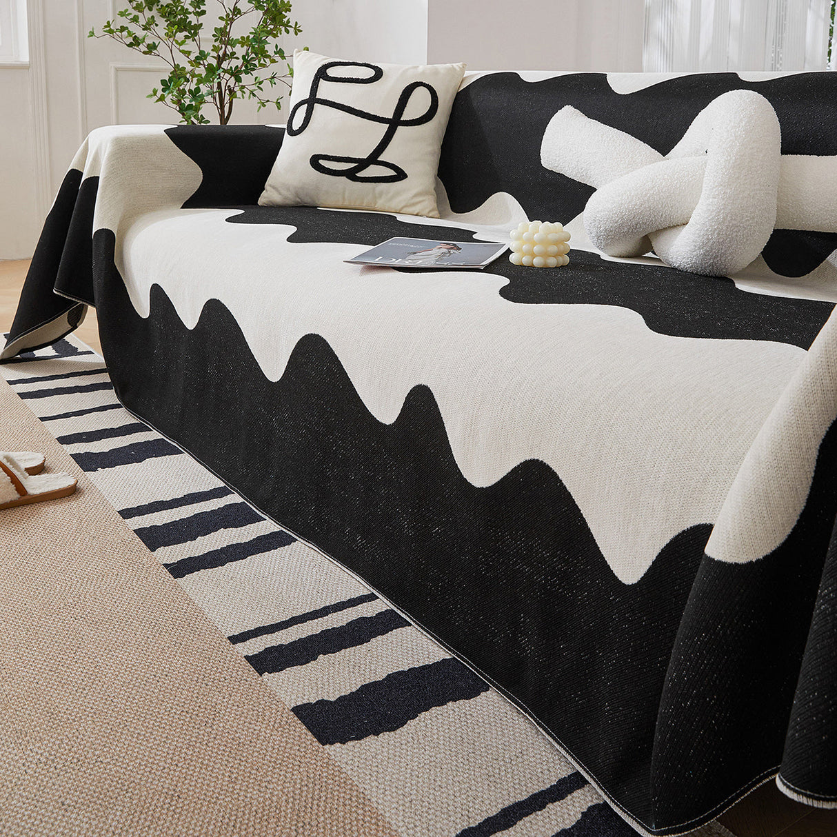 Chenille Minimalist Wavy Sofa Throw Cover, Cozy Blankets for Couch, Machine Washable Couch Protector