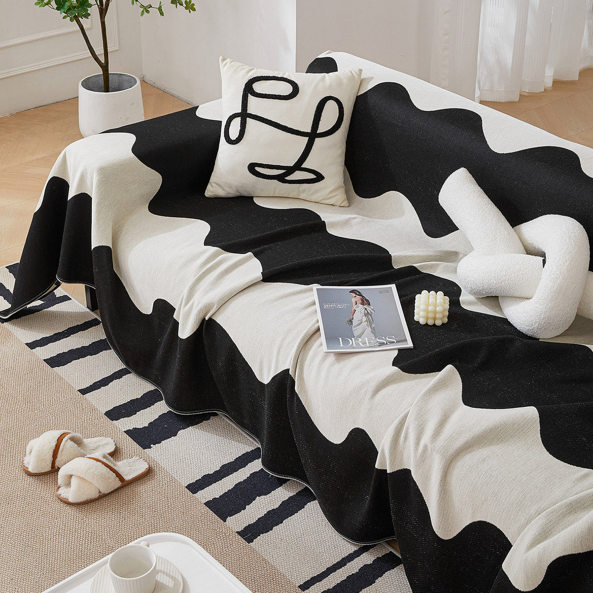 Chenille Minimalist Wavy Sofa Throw Cover, Cozy Blankets for Couch, Machine Washable Couch Protector