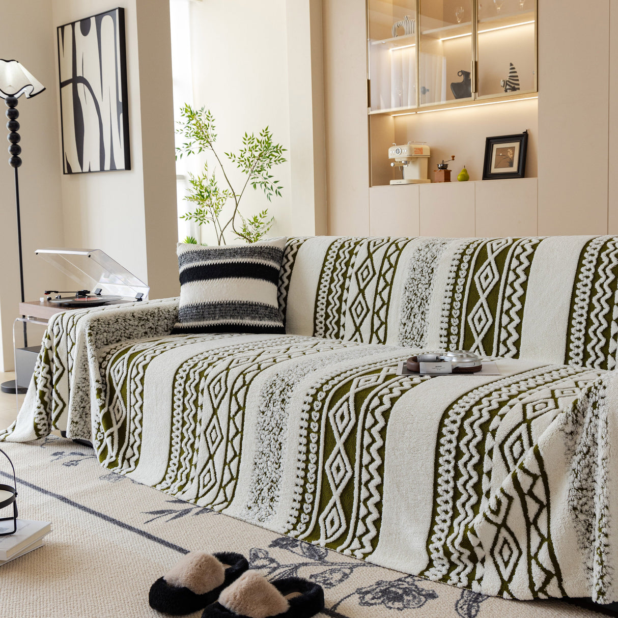 Bohemian Tufted Sofa Cover, Plush Flannel Throw Blanket with 3D Woven Aztec Stripes