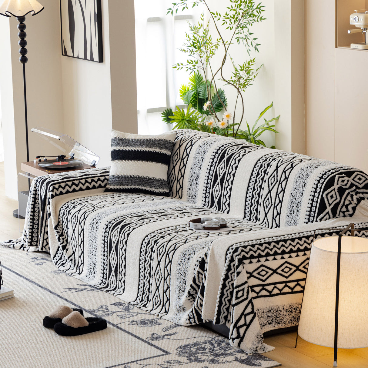 Bohemian Tufted Sofa Cover, Plush Flannel Throw Blanket with 3D Woven Aztec Stripes