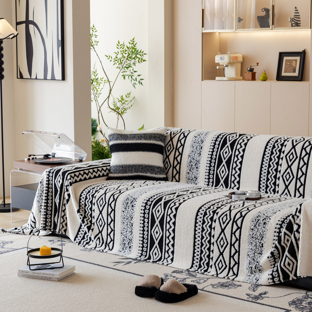Bohemian Tufted Sofa Cover, Plush Flannel Throw Blanket with 3D Woven Aztec Stripes