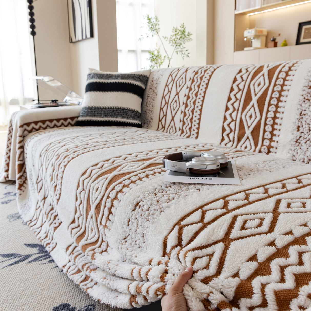 Bohemian Tufted Sofa Cover, Plush Flannel Throw Blanket with 3D Woven Aztec Stripes