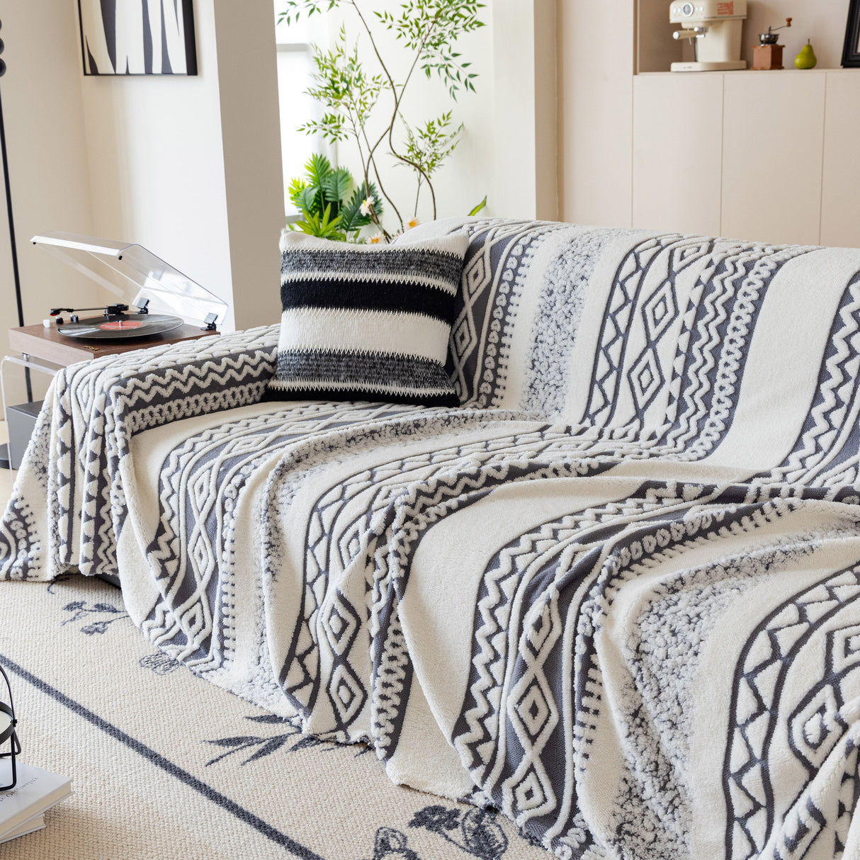 Bohemian Tufted Sofa Cover, Plush Flannel Throw Blanket with 3D Woven Aztec Stripes