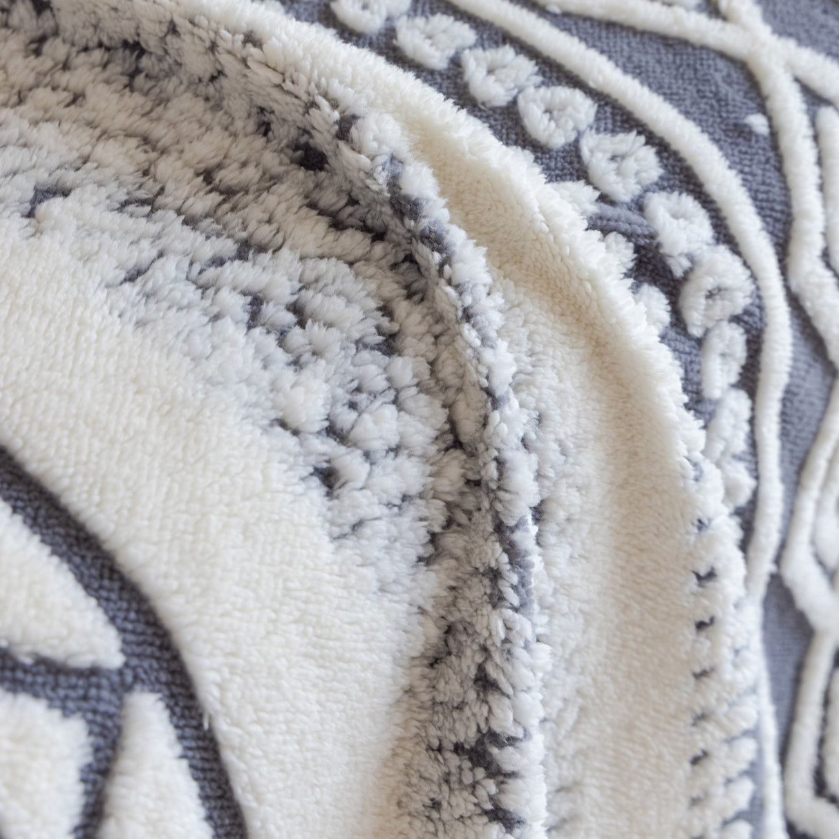 Bohemian Tufted Sofa Cover, Plush Flannel Throw Blanket with 3D Woven Aztec Stripes