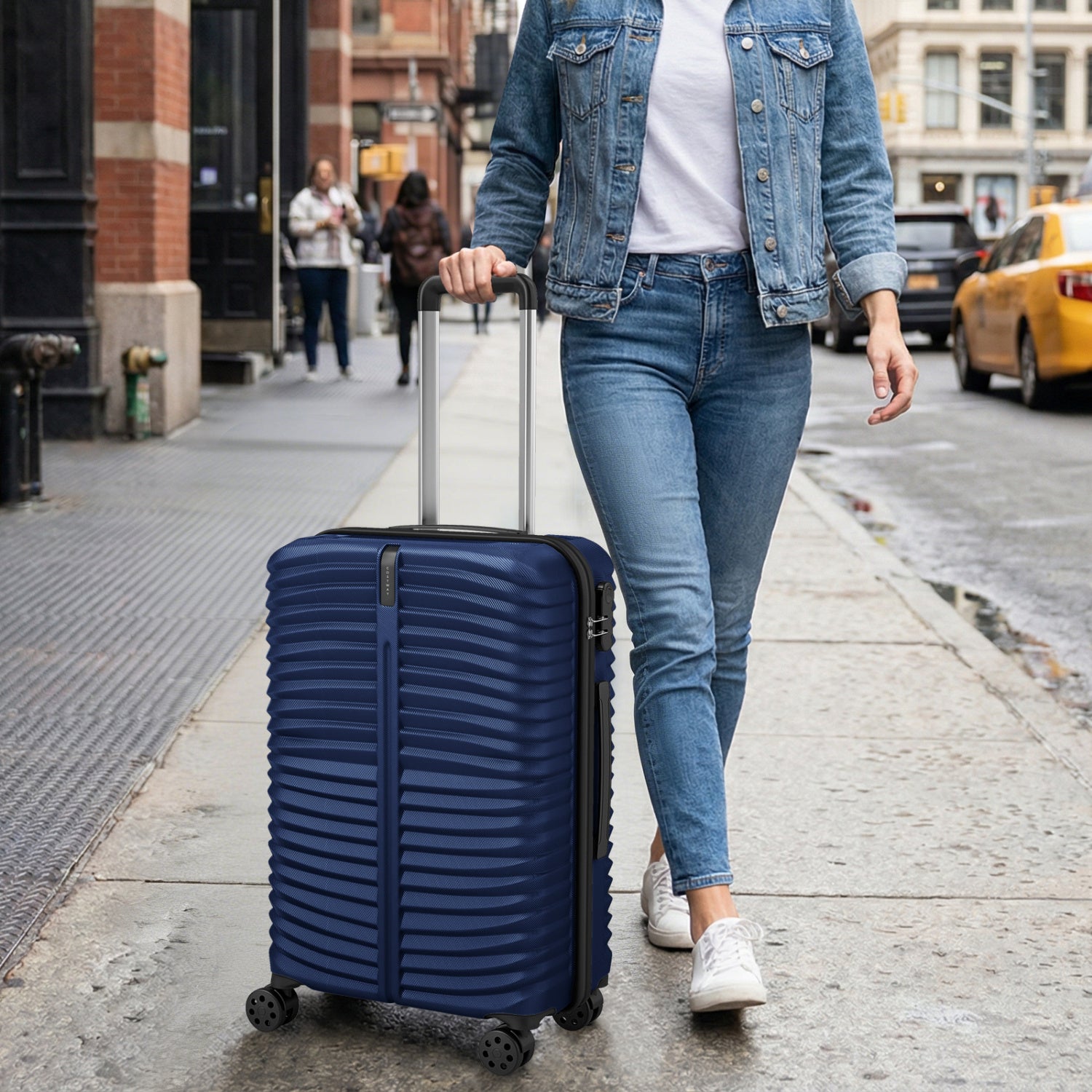 3-Piece 20/24/28 Inch Lightweight Hardside Luggage Set with 8-Spinner Wheels-Navy