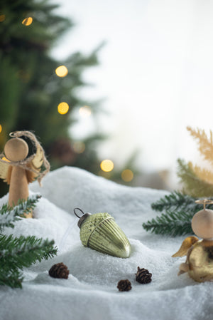 Tear Drop Ornament, Decorative Hanging Christmas Tree Ornaments For Holiday Party Decorations (Set of 12) by Couch.com