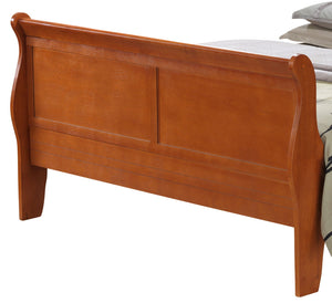 Panel Sleigh Bed by Couch.com