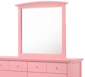 Elegant Wall Mirror by Couch.com