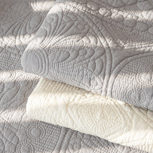 Cotton Quilted Sofa Cover, Non-Slip Couch Protector Fits Backrest, Seat & Armrest