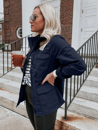 Retro Pocketed Long Sleeve Zip-Up Jacket Lightweight & Stylish Outerwear for Everyday Wear