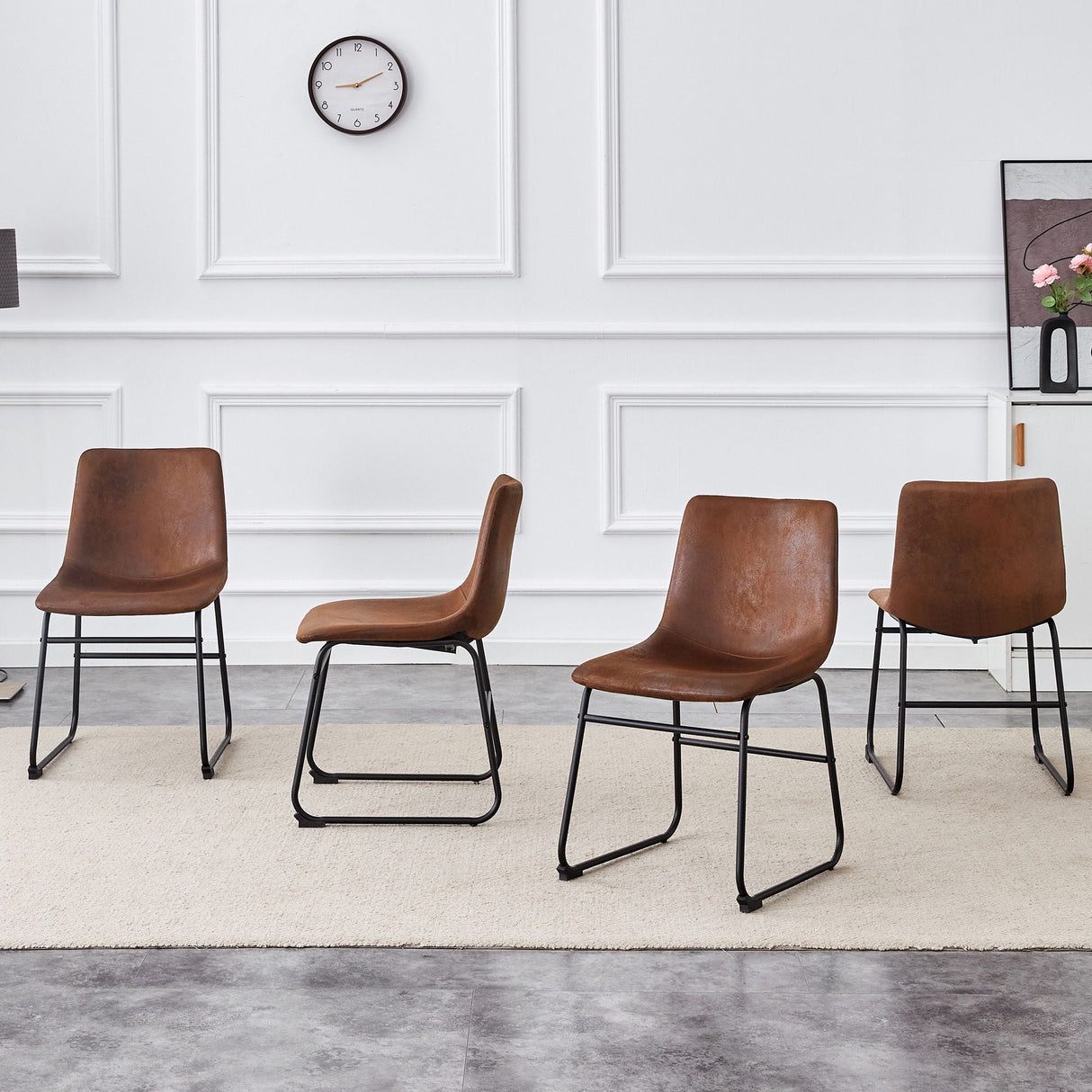 Classic Stylish Chairs Suitable For Modern Minimalist And Industrial Style Environments by Couch.com