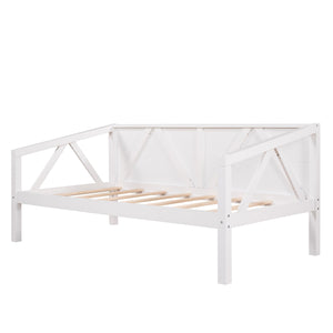 Elegant Design Daybed With Slat Support by Couch.com