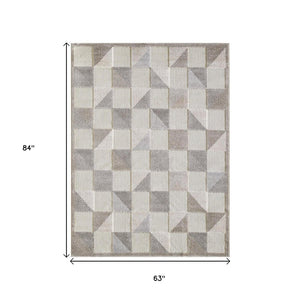 5' X 7' Gray Geometric Stain Resistant Indoor Outdoor Area Rug