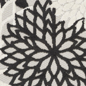 12' Black And White Indoor Outdoor Runner Rug