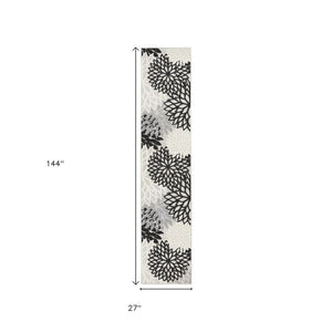 12' Black And White Indoor Outdoor Runner Rug