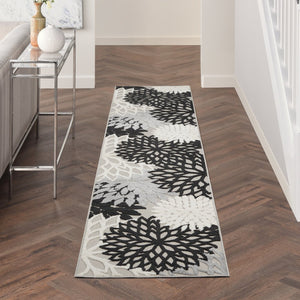 12' Black And White Indoor Outdoor Runner Rug